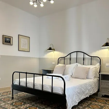 Caves Garden Apartment