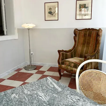 Apartment Caves Garden *