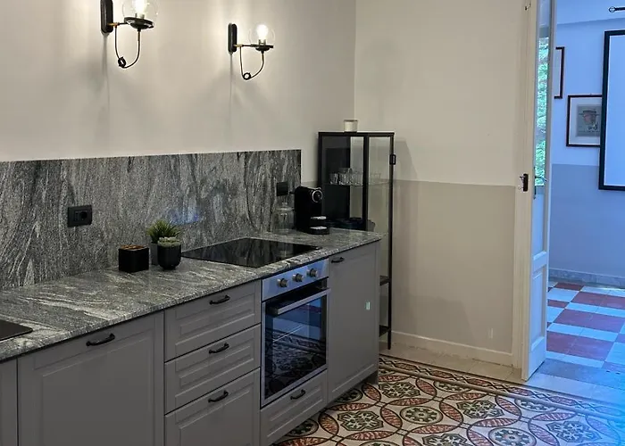 Caves Garden Appartement Bari